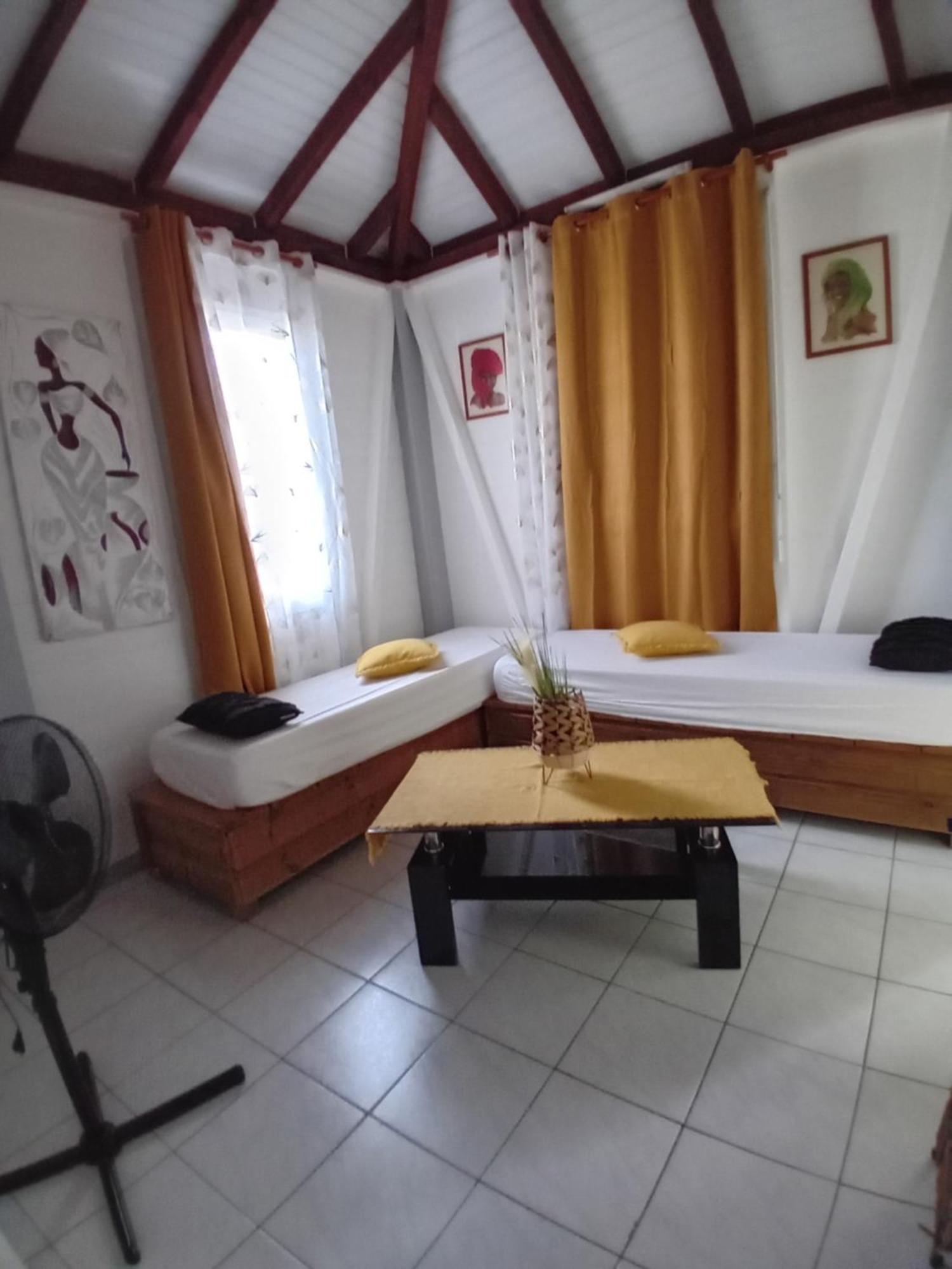 Les Hauts De Bornave Deshaies Εξωτερικό φωτογραφία